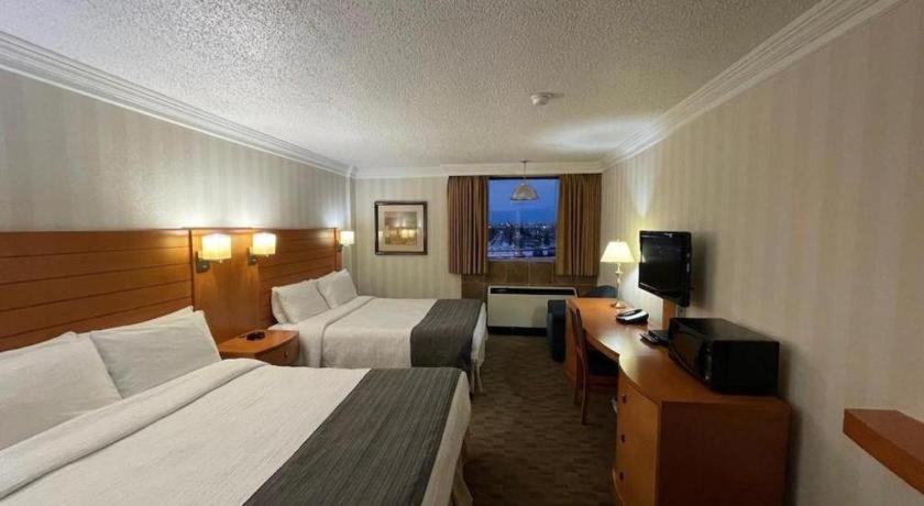 The Glenmore Inn & Convention Centre YYC Exteriér fotografie